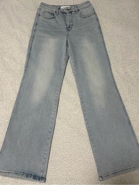 Judy Blue Light Blue Wide Leg Jeans
Size 11/30